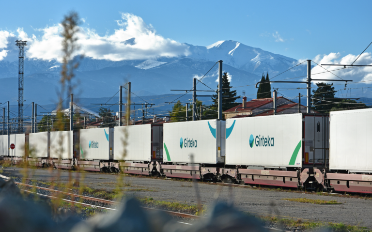 Intermodal Transportation - Sustainable Logistics